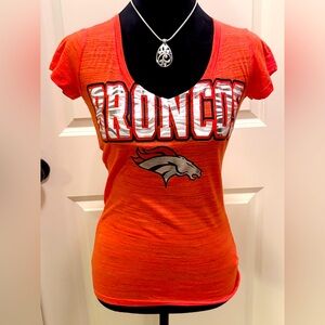 NFL Teens Apparel Juniors Denver Broncos Football Shirt New XS,